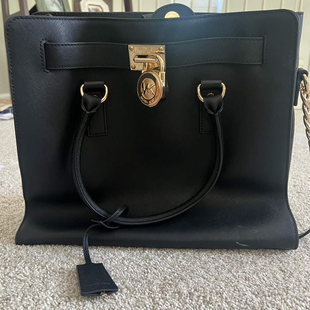 Elegant Black Leather Tote Michael Kors Tote Bag.